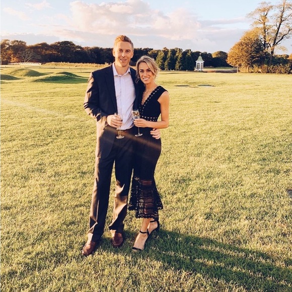 Women’s Bardot Black Lace Dress in perfect condition! - Picture 1 of 7